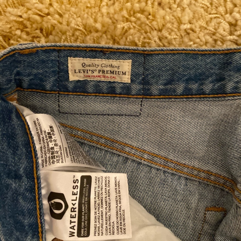 Levi jeans